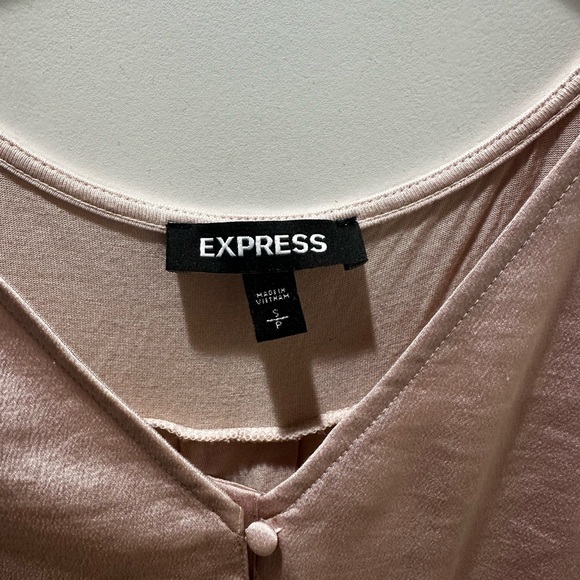 Express Blouse - Picture 3 of 3